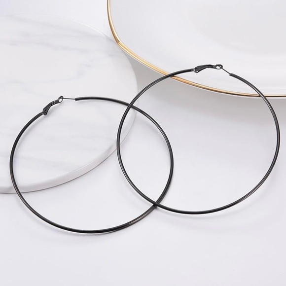 Hoops - Picture 3 of 6